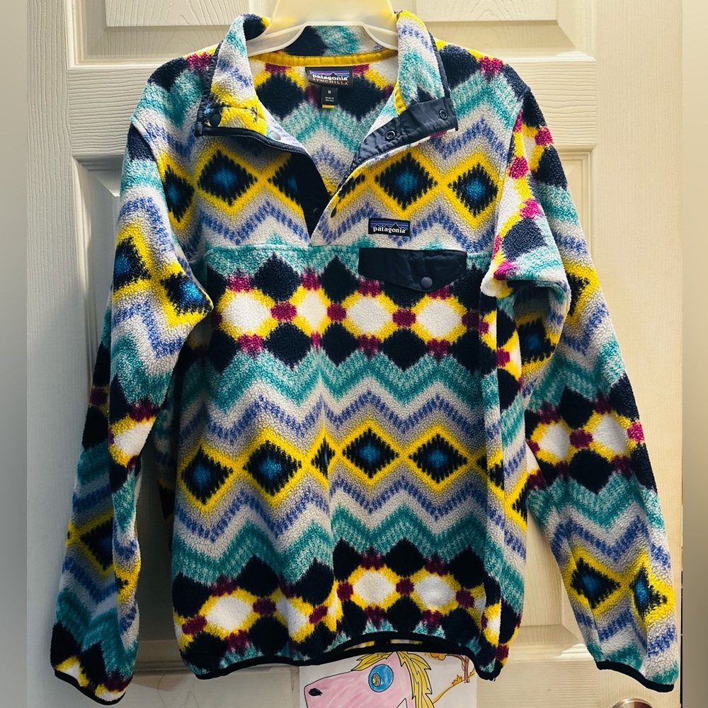 Women's Lightweight Synchilla® Snap-T® Pullover
Size M 
Pre-owned